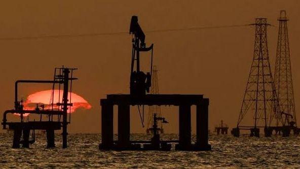 نفت در سراشیبی تند؛ خلیجفارس زیر بارِ سنگینِ عرضه